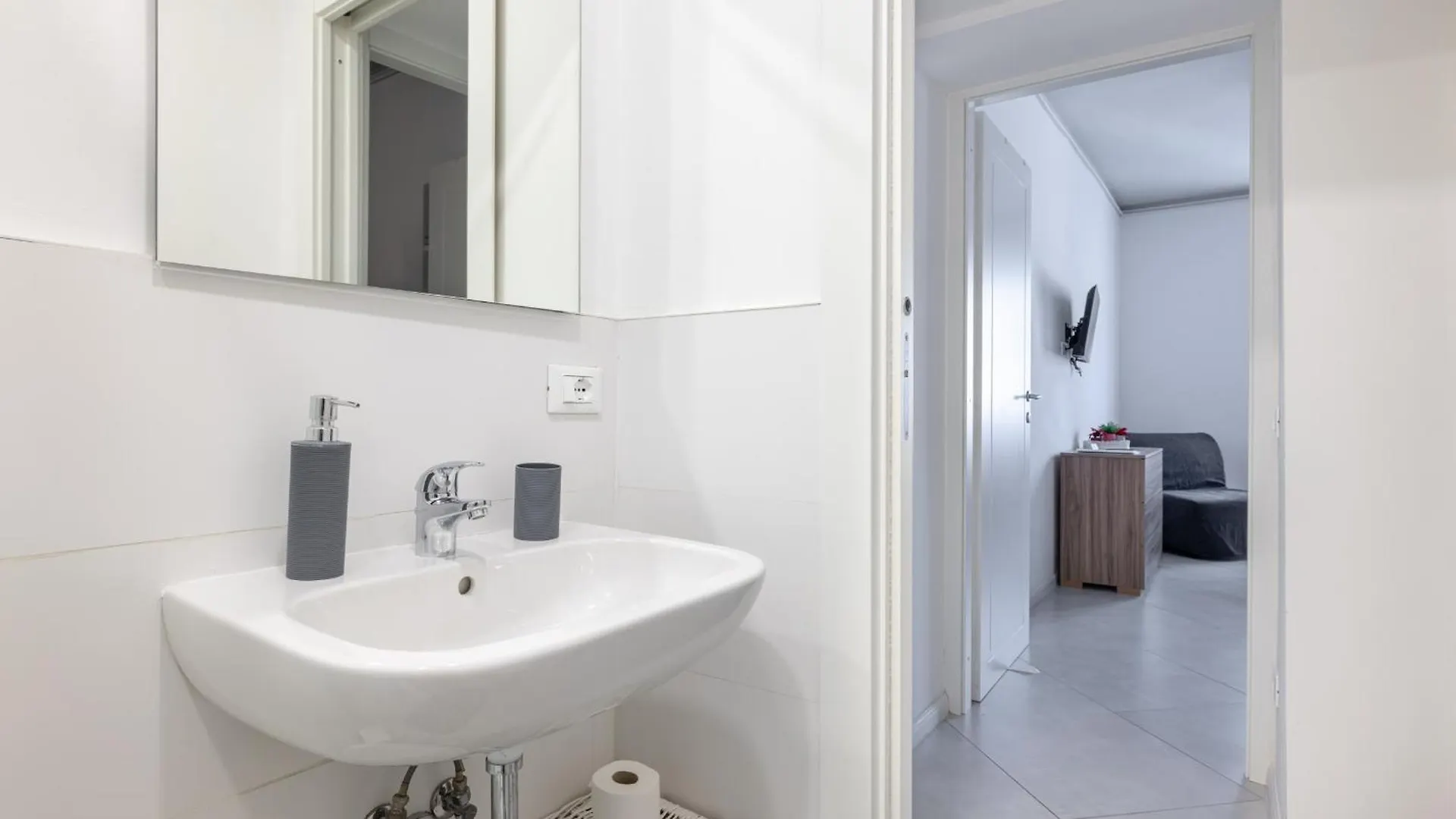 Domus Roma Apartment